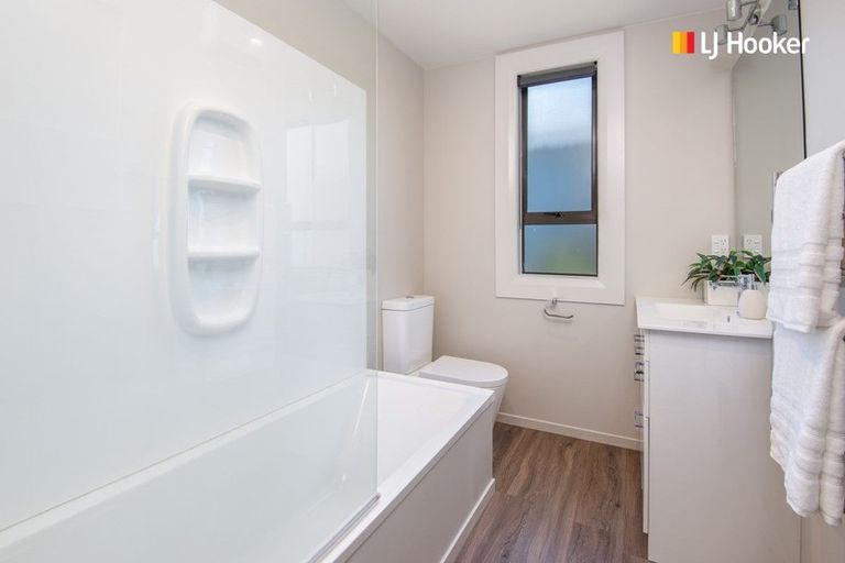 Photo of property in 14 Stone Street, Kenmure, Dunedin, 9011