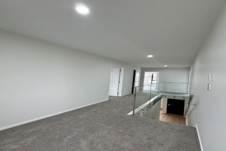 Photo of property in 70c Cargill Street, Papakura, 2110