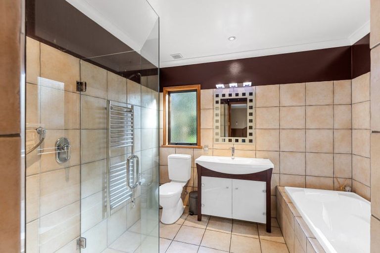 Photo of property in 445a Ruahine Street, Terrace End, Palmerston North, 4410