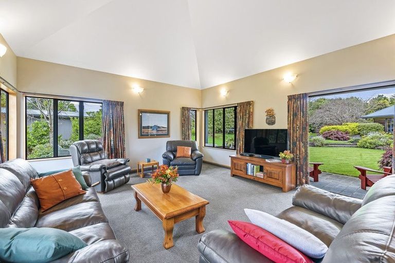 Photo of property in 12 Millvale Street, Waikanae, 5036