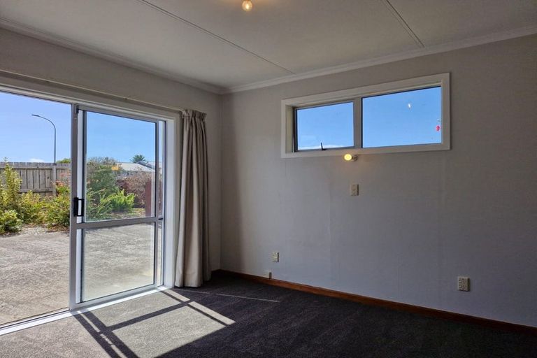 Photo of property in 175 Parklands Avenue, Bell Block, New Plymouth, 4312