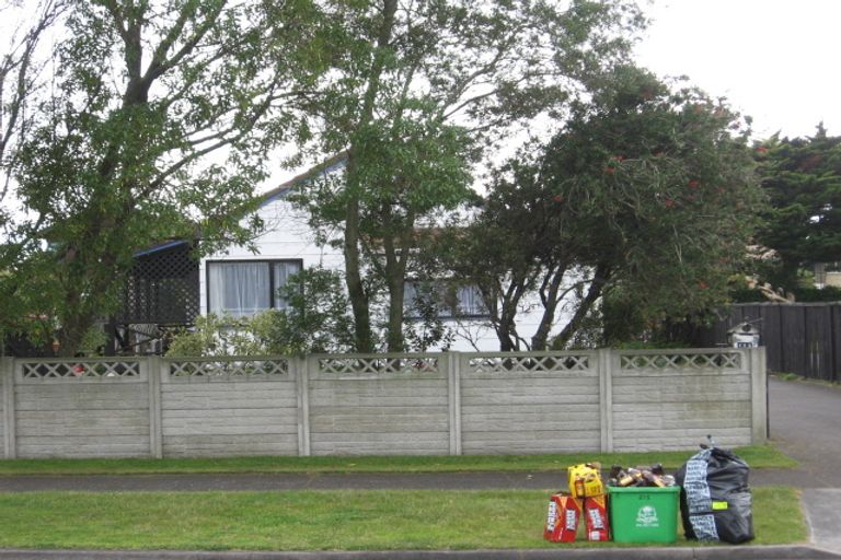 Photo of property in 203 Range Road, Papamoa Beach, Papamoa, 3118
