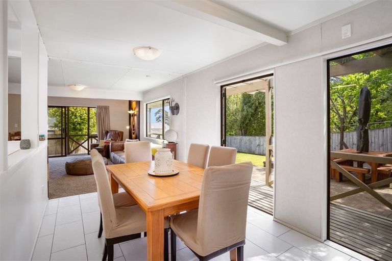 Photo of property in 16 Janome Place, Bucklands Beach, Auckland, 2014