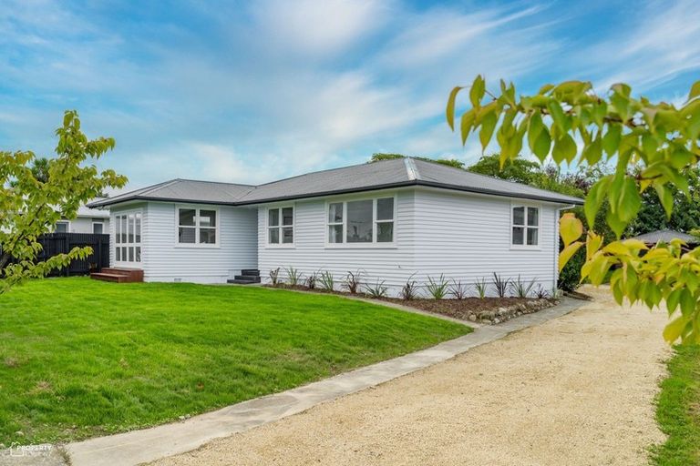 Photo of property in 2 Windsor Street, Solway, Masterton, 5810
