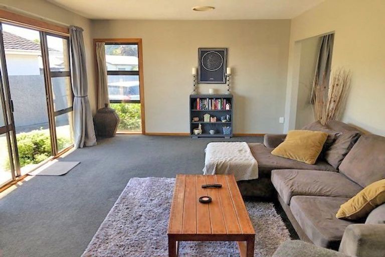 Photo of property in 12 Scotswood Place, Rangiora, 7400