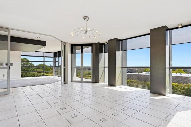 Photo of property in 39a Bengal Drive, Cashmere, Christchurch, 8022