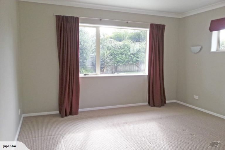 Photo of property in 57 Kittiwake Drive, Schnapper Rock, Auckland, 0632