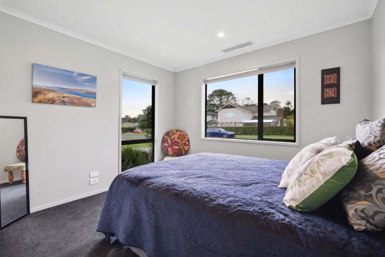 Photo of property in 53 Pohutukawa Parade, Riverhead, 0820