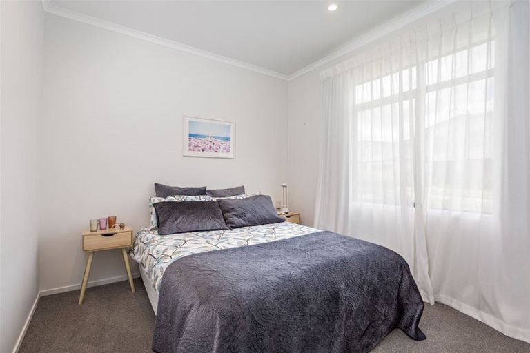 Photo of property in 9 Fort Lincoln Loop, Karaka, Papakura, 2113