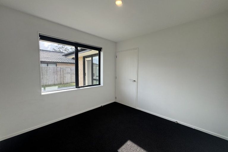 Photo of property in 23 Minerva Crescent, Woodend, 7610