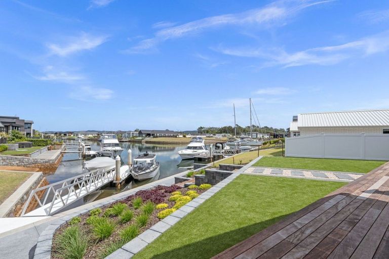 Photo of property in 49 Stace Hopper Drive, One Tree Point, 0118