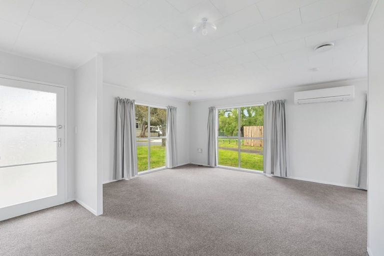 Photo of property in 12 Chantal Place, Red Hill, Papakura, 2110