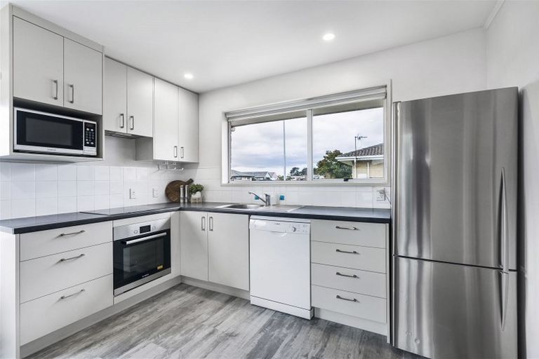 Photo of property in 28a Korora Street, Bromley, Christchurch, 8062