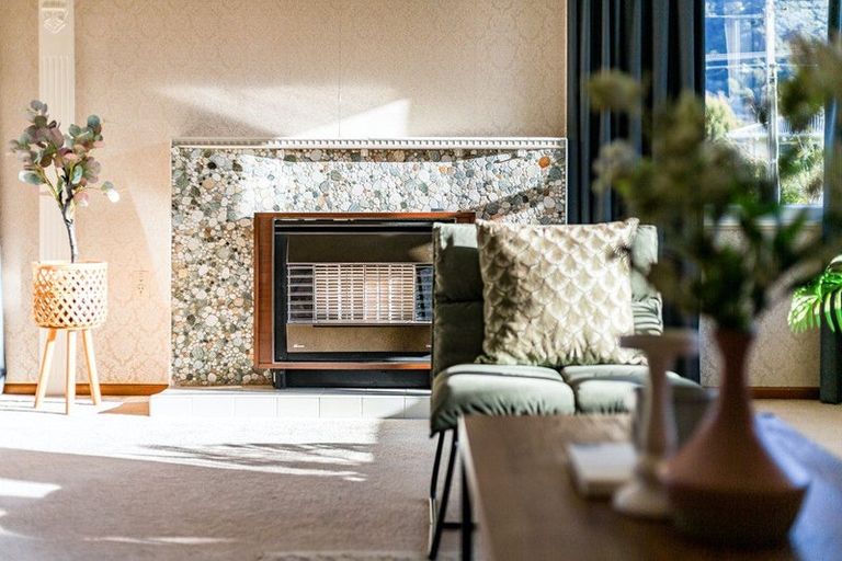 Photo of property in 30 Karamu Crescent, Wainuiomata, Lower Hutt, 5014