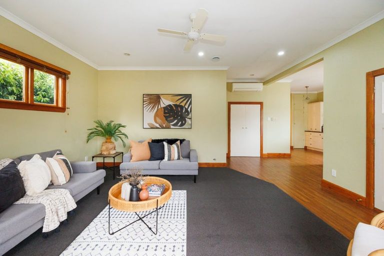 Photo of property in 4 Carlton Avenue, Palmerston North, 4414