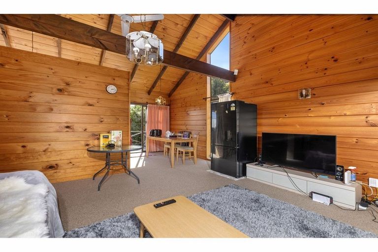 Photo of property in 56 Kennedy Avenue, Forrest Hill, Auckland, 0620
