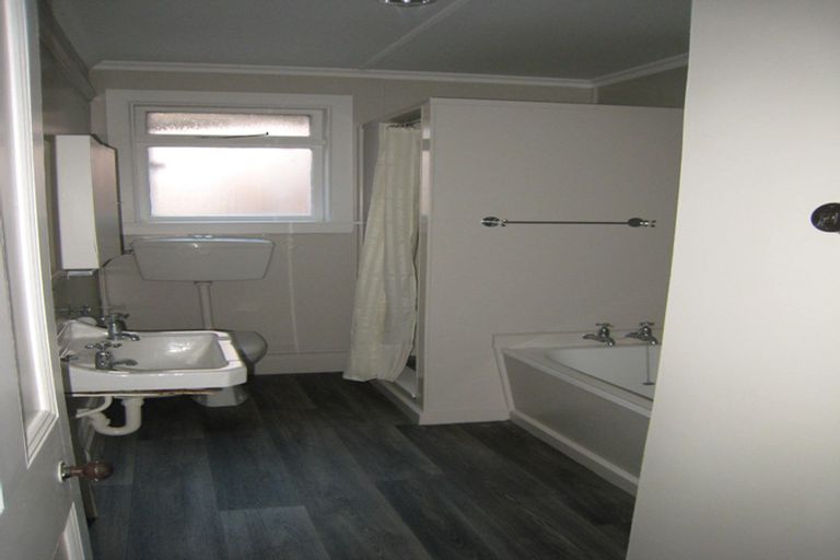 Photo of property in 3-4/5 Wai-iti Road, Maori Hill, Timaru, 7910