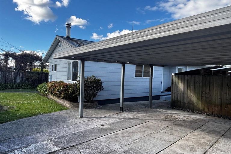 Photo of property in 1 Logan Street, Fairy Spring, Rotorua, 3015