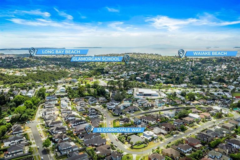 Photo of property in 32 Corricvale Way, Northcross, Auckland, 0630