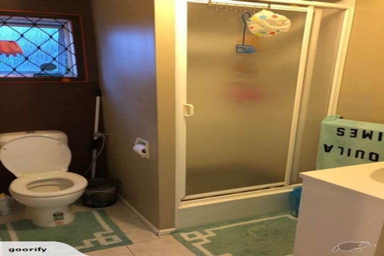 Photo of property in 27a Royal Road, Massey, Auckland, 0614