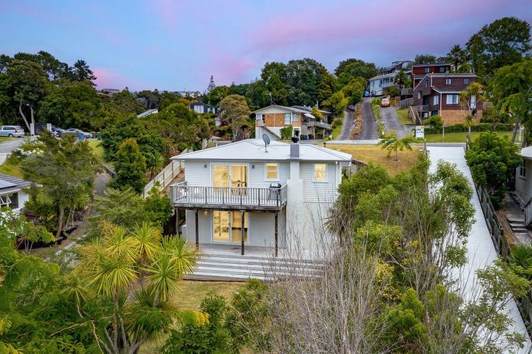 Photo of property in 81 Mountbatten Avenue, Hillcrest, Auckland, 0627