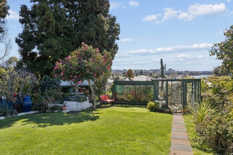 Photo of property in 132 Riverview Road, Huntly, 3700
