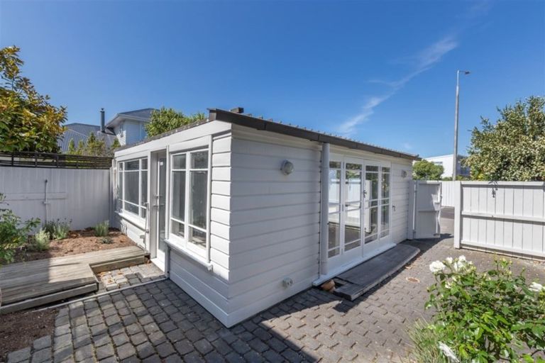 Photo of property in 74a Memorial Avenue, Ilam, Christchurch, 8053