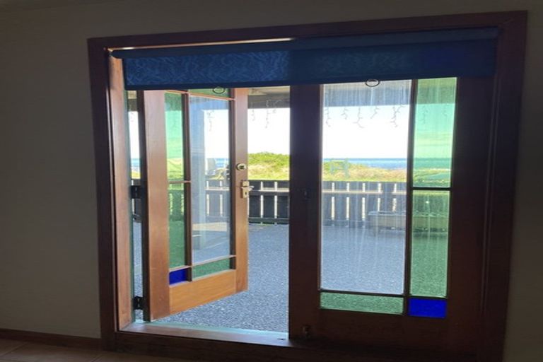 Photo of property in 158 Owhiro Bay Parade, Owhiro Bay, Wellington, 6023