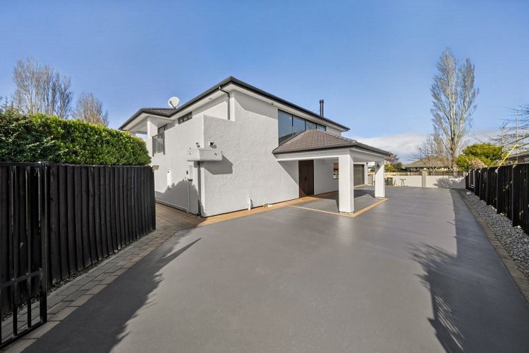 Photo of property in 20 Baltic Place, Northwood, Christchurch, 8051