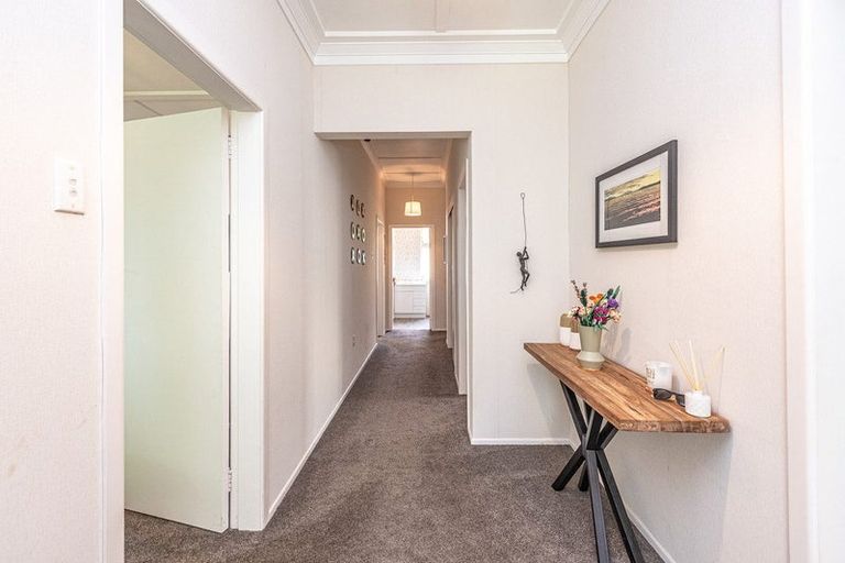 Photo of property in 10 Godwin Crescent, College Estate, Whanganui, 4500