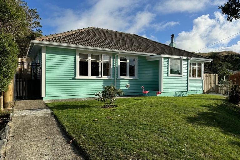 Photo of property in 118 Rawhiti Road, Pukerua Bay, 5026