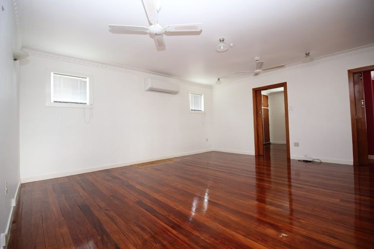 Photo of property in 1 Scott Avenue, Mangere Bridge, Auckland, 2022