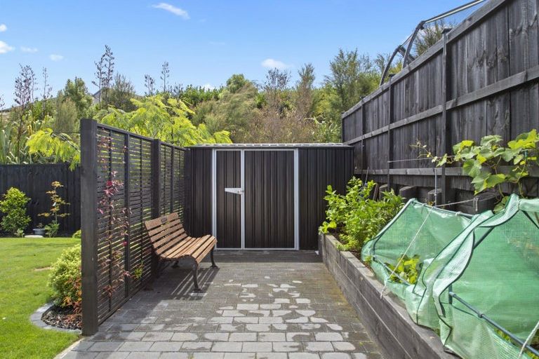 Photo of property in 130 Lisle Farm Drive, Pukekohe, 2120