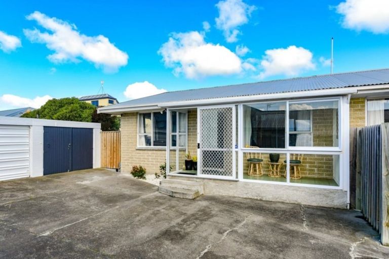 Photo of property in 1/67 Oram Avenue, New Brighton, Christchurch, 8061