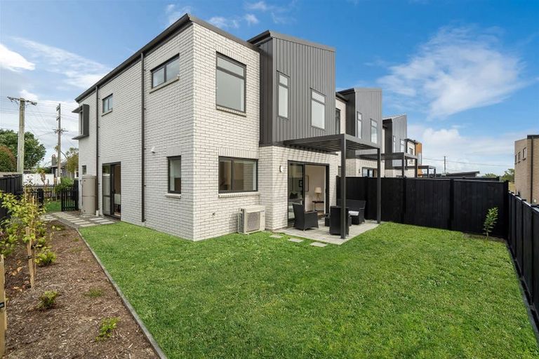 Photo of property in 53b Eversleigh Road, Belmont, Auckland, 0622