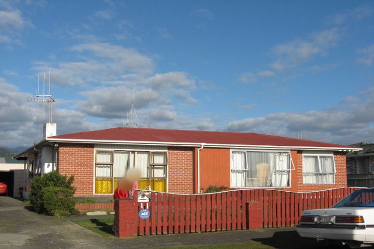 Photo of property in 11 Marsden Street, Levin, 5510