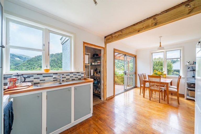 Photo of property in 3 Lillian Street, Belmont, Lower Hutt, 5010