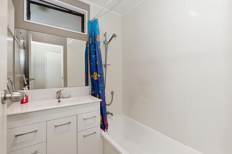 Photo of property in 19 Coronation Road, Morrinsville, 3300