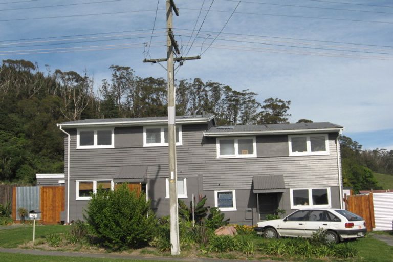 Photo of property in 21 Cambridge Terrace, Kaiti, Gisborne, 4010