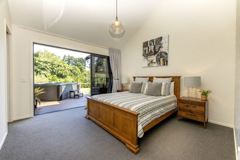 Photo of property in 10 Pike Place, Ferndale, New Plymouth, 4310