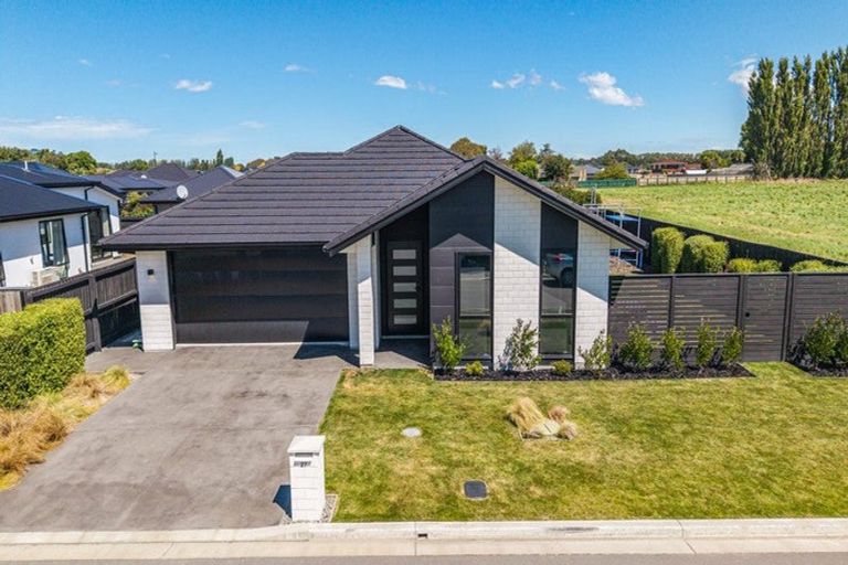 Photo of property in 27 Glengael Drive, Halswell, Christchurch, 8025