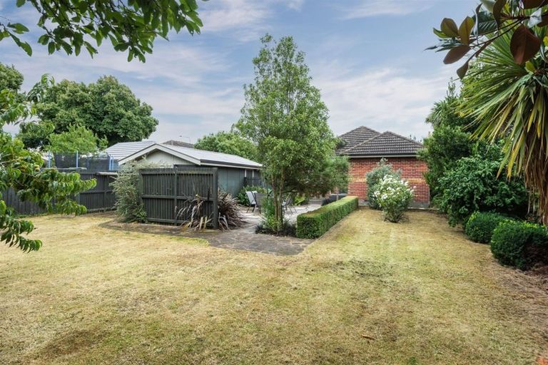 Photo of property in 139 Langdons Road, Northcote, Christchurch, 8052