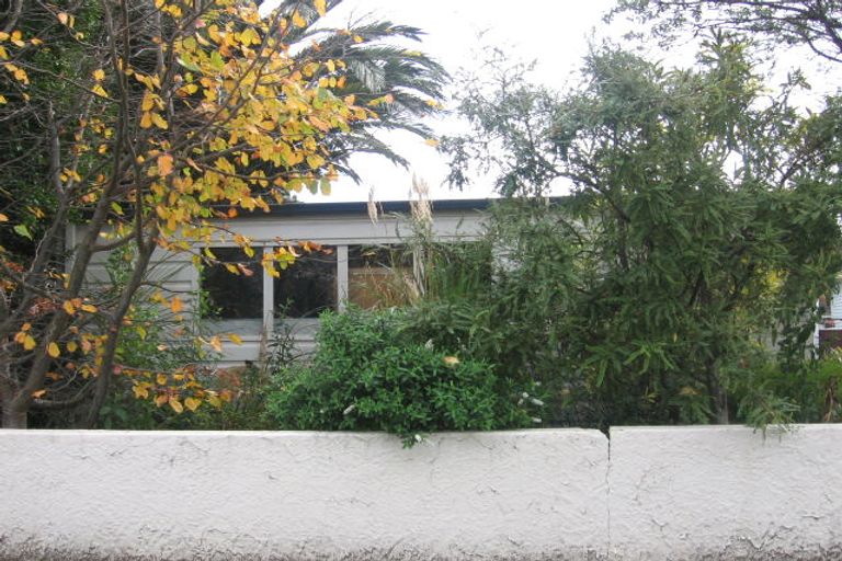 Photo of property in 14 Hinemoa Street, Waiwhetu, Lower Hutt, 5010