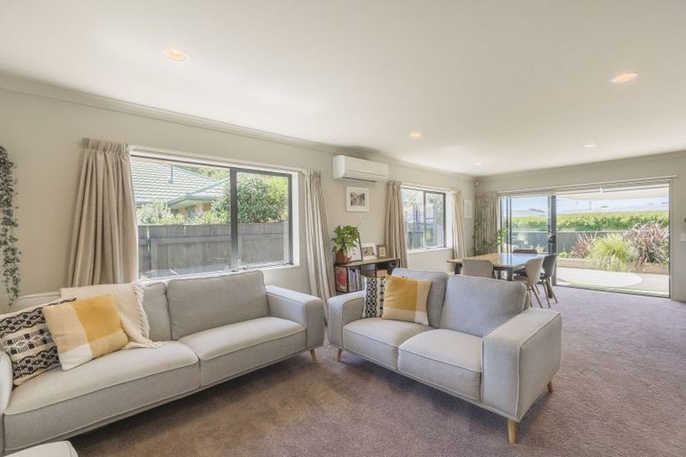 Photo of property in 19 Manhattan Court, Paraparaumu Beach, Paraparaumu, 5032