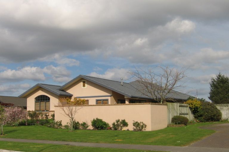 Photo of property in 7 Mccahon Drive, Pukehangi, Rotorua, 3015