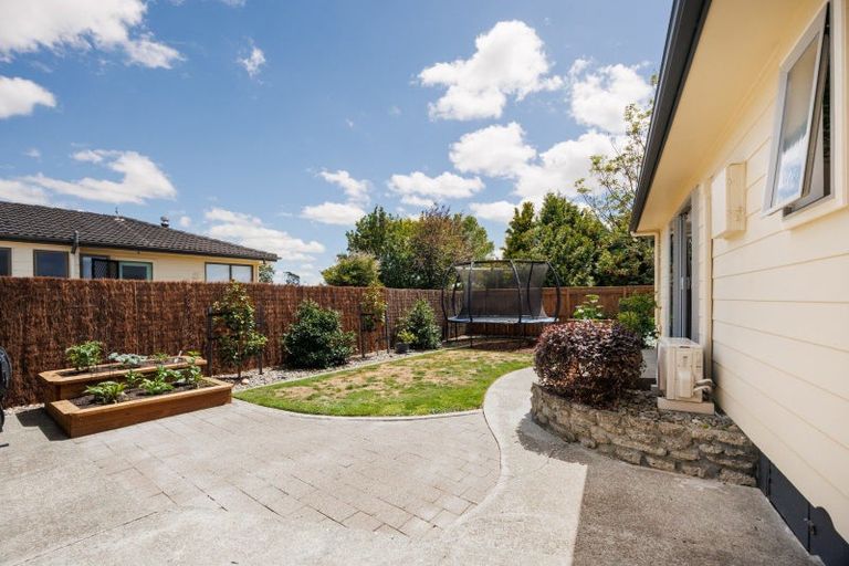 Photo of property in 2 Capri Place, Awapuni, Palmerston North, 4412