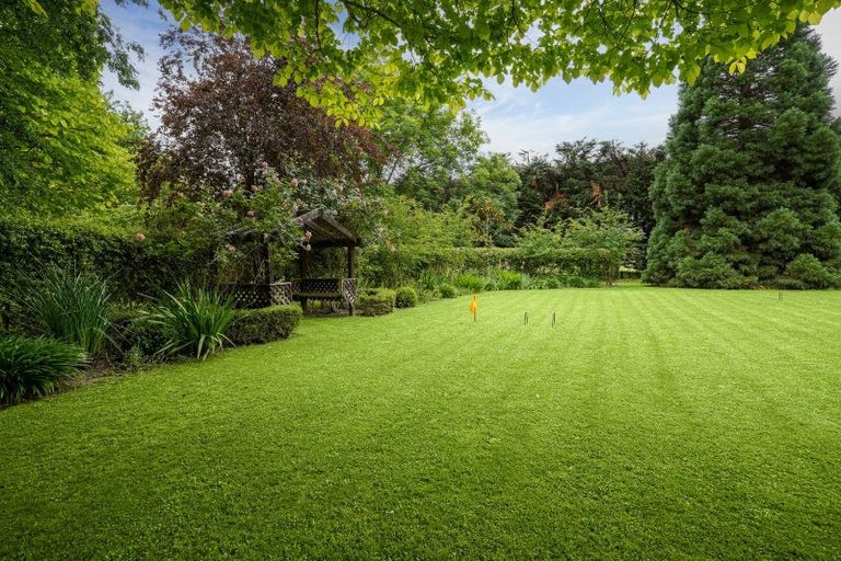 Photo of property in 52 Hodgsons Road, Loburn, Rangiora, 7472