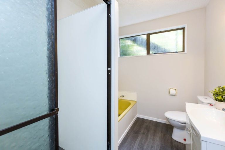 Photo of property in 21 Tapestry Grove, Silverstream, Upper Hutt, 5019