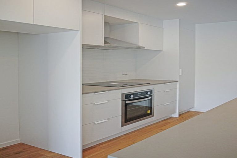 Photo of property in 6/27 Main Road, Wainuiomata, Lower Hutt, 5014