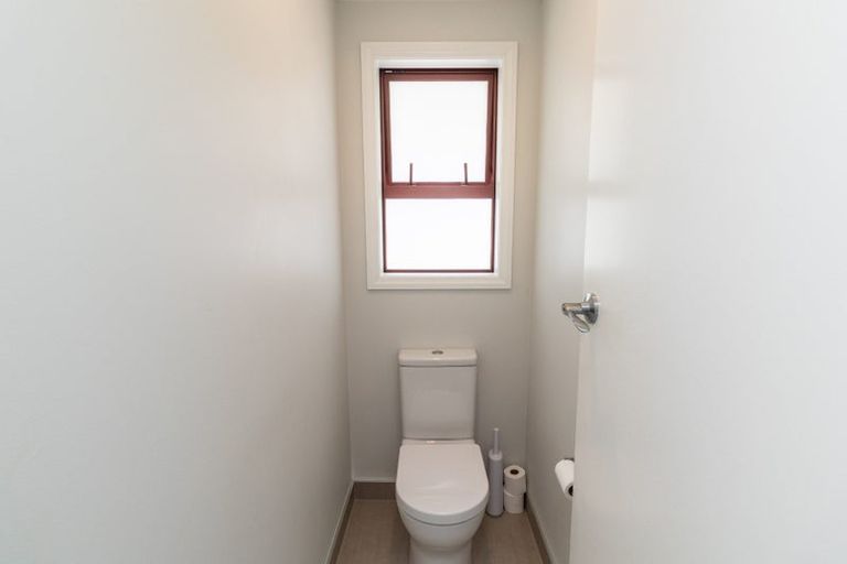 Photo of property in 23a Parkvale Road, Karori, Wellington, 6012